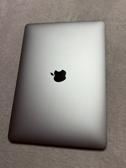 Macbook air M1 2020