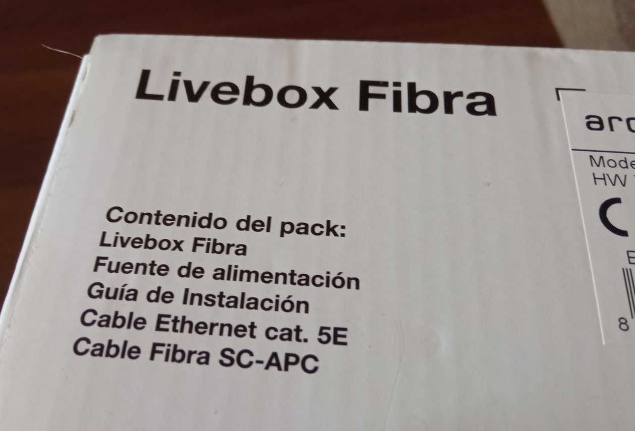 Рутер ORANGE Livebox Fibra WiFi Router безжичен