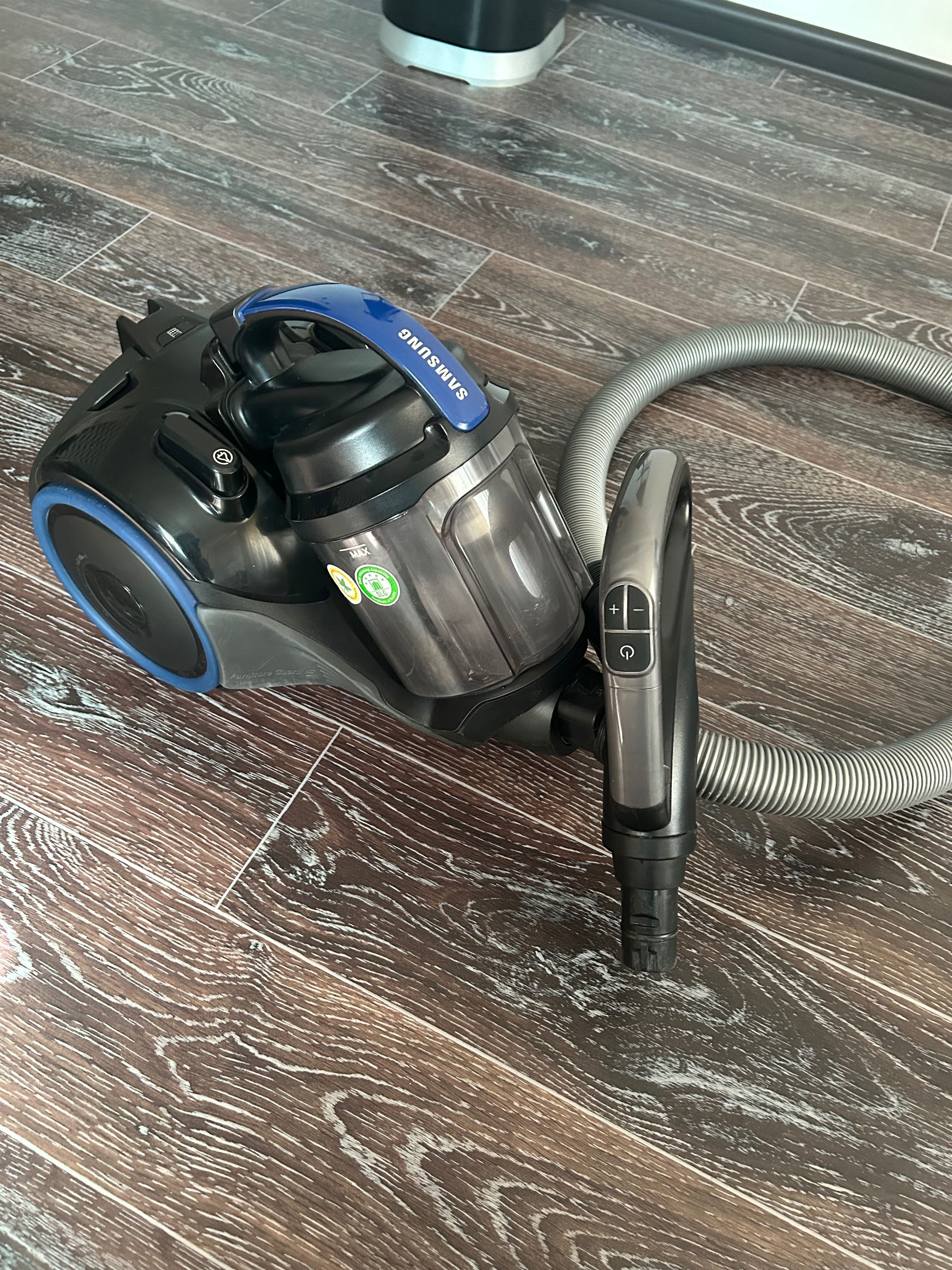 Пылесос Samsung 2100W