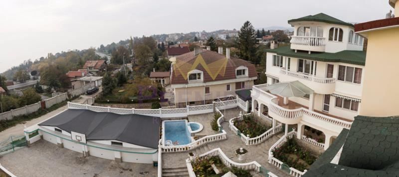 Продава се Къща в Варна, м-т Траката - 500 кв.м за 1980 €/кв.м - Снимка #1
