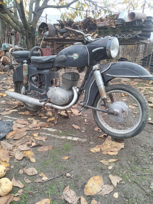 Doua moto Mz es 250 fabricație
