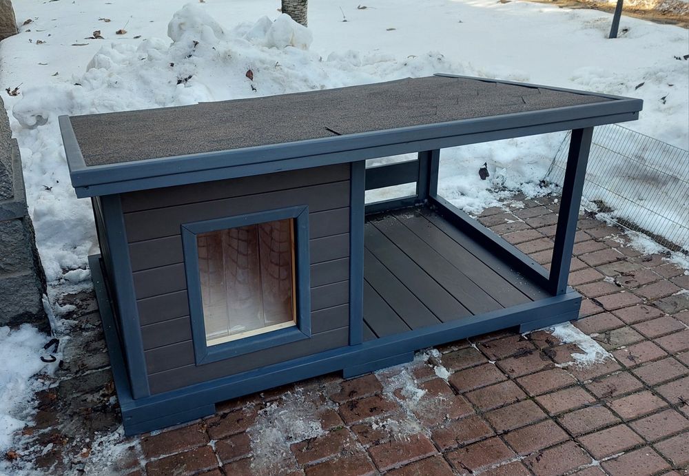 Будка для собак с терассой
