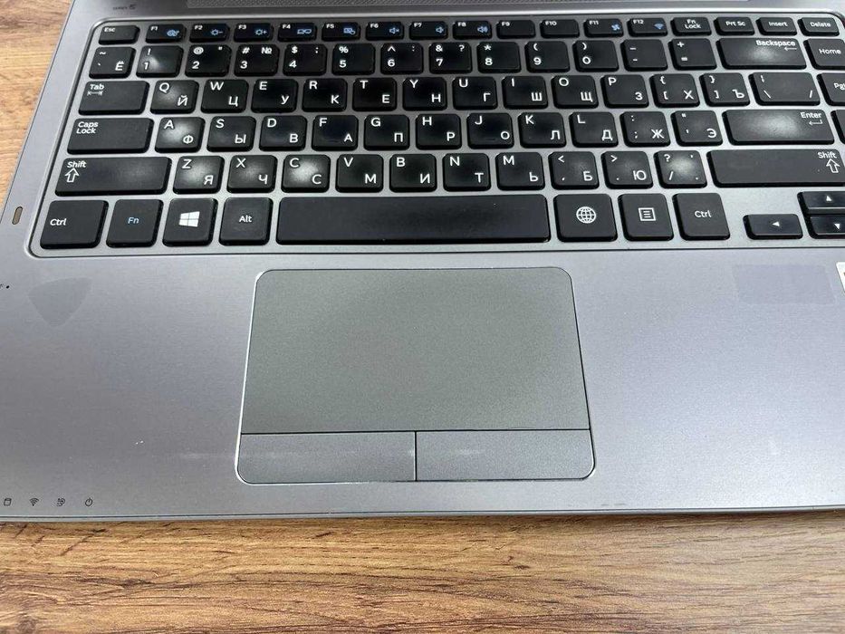 Для офисных работ SAMSUNG NP535 Amd A6/ОЗУ 4/SSD 128
