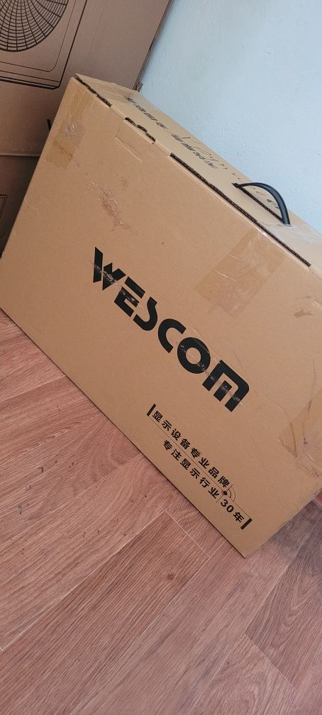 Продам монитор WESCOM