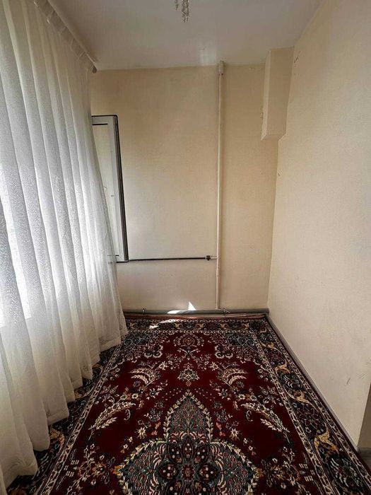 Юнусобод 14кв 1/4/5 Сотилади