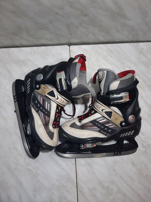 Patine gheata 325 patinaj reglabile  marime eu 34-35-36