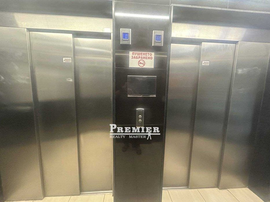 Продава се Двустаен апартамент в Бургас, Лазур - 70 кв.м за 5000 €/кв.м - Снимка #19