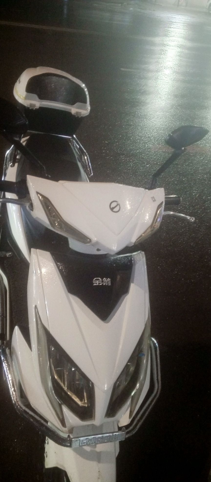 Skuter holati yaxshi elektr