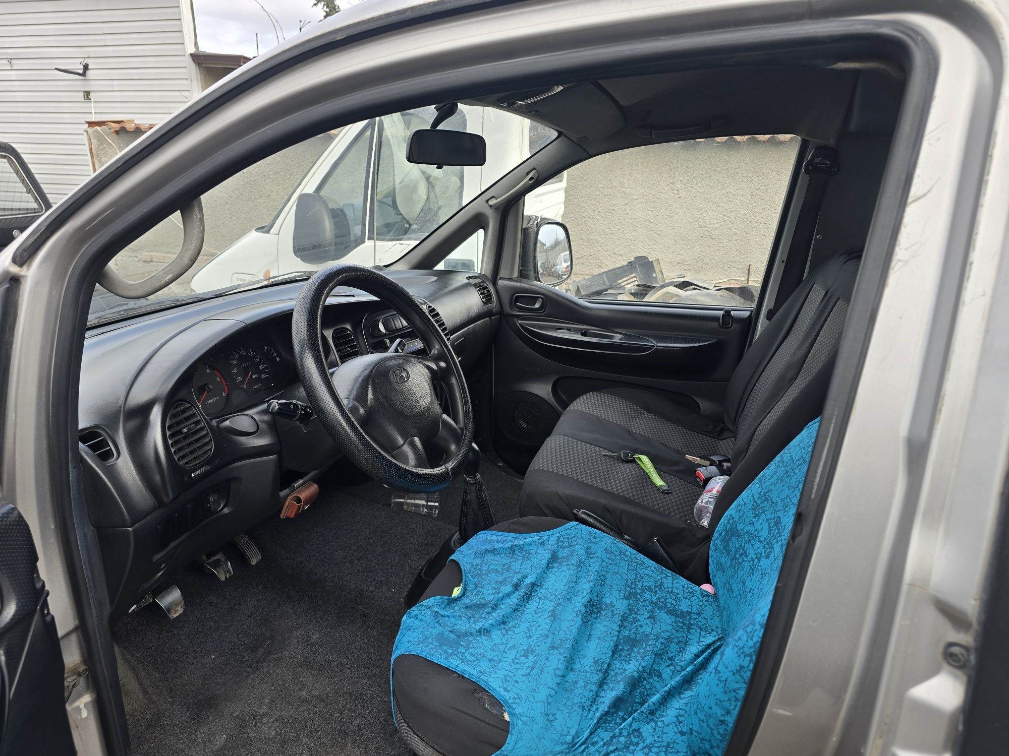 Hyundai H1 2.5Crdi 140кс на части/Хюндай Х1 2.5Црди 140кс на части