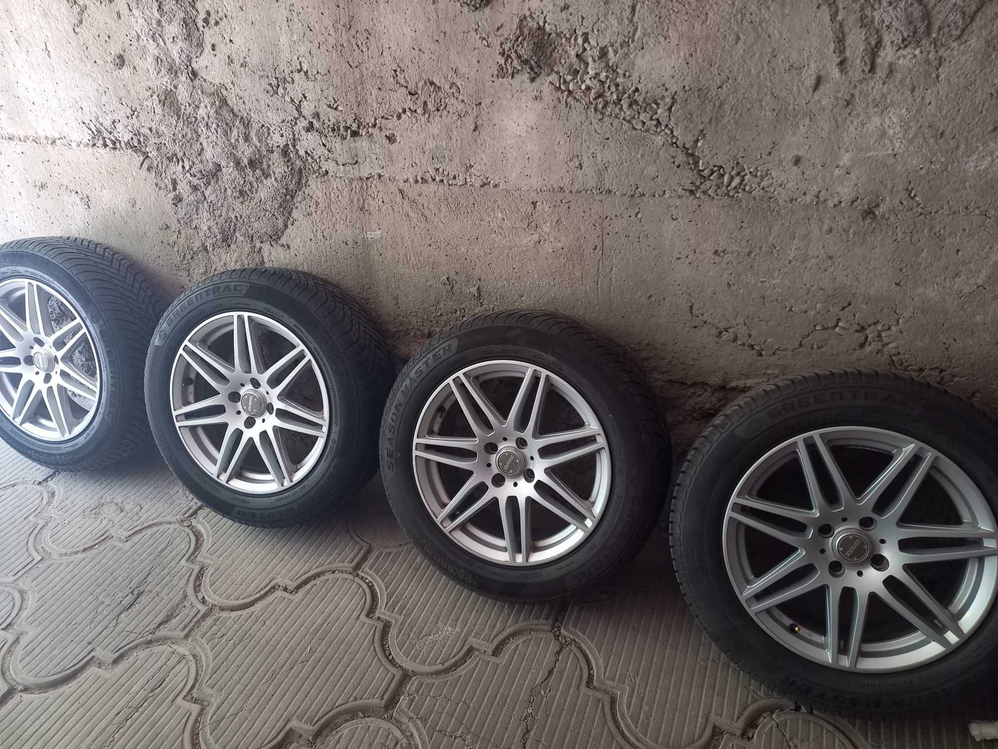 Диски оригиналы RAYS R16 4×100 с шинами.
