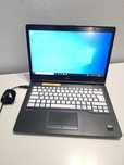 Laptop fujitsu cu touchscreen , i7 generatia a 7 a