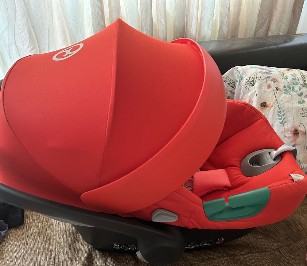 Scoica auto Cybex Aton S2 i size Hibiscus Red