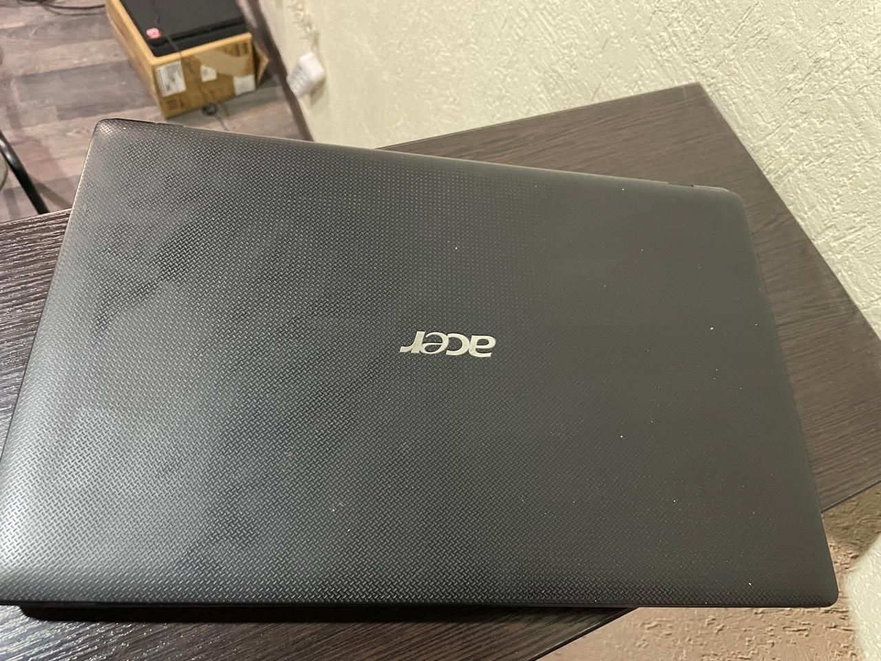 Продам ноутбук Acer i core 5