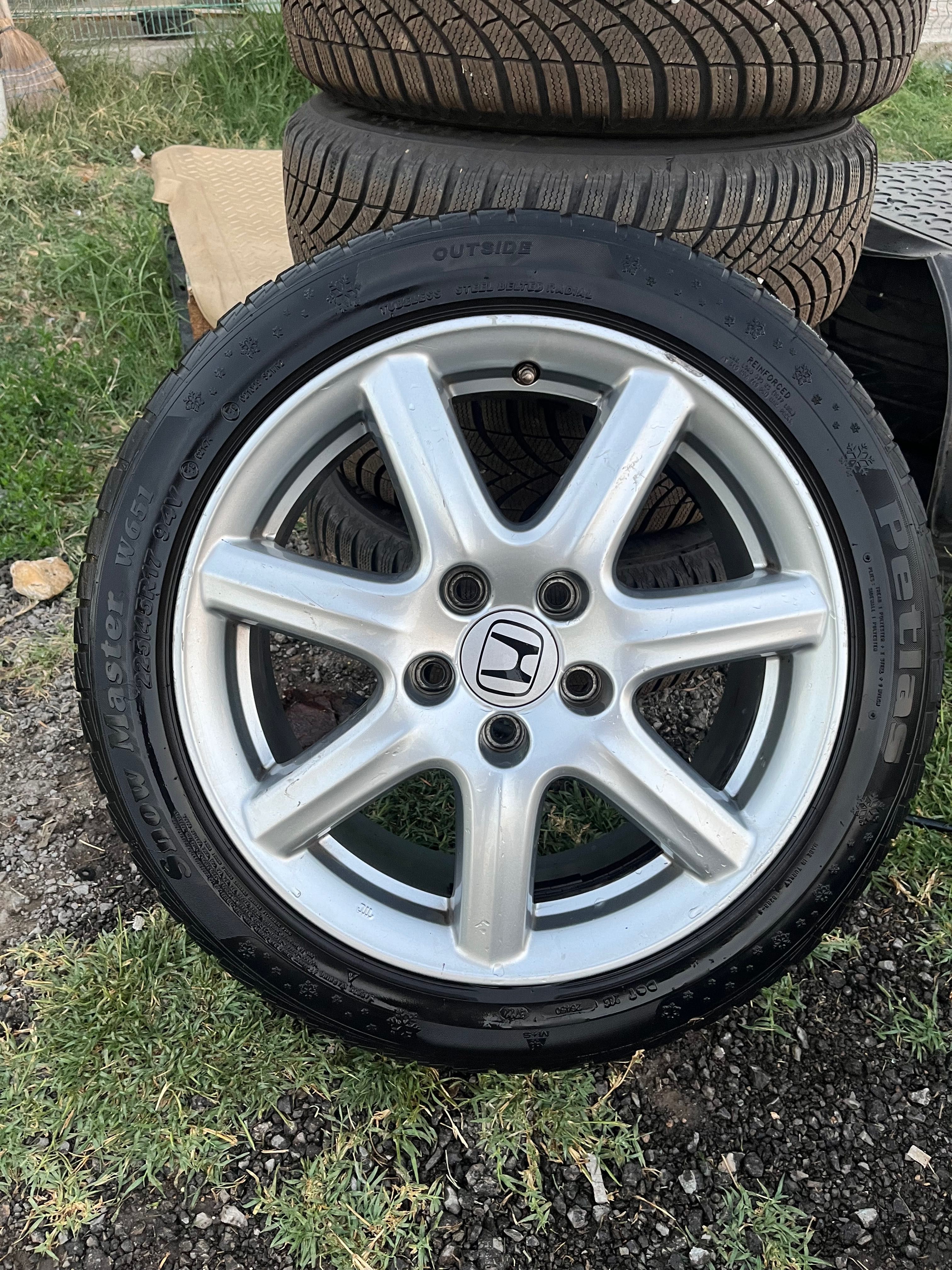 Оригинални Джанти с Гуми Honda 17”