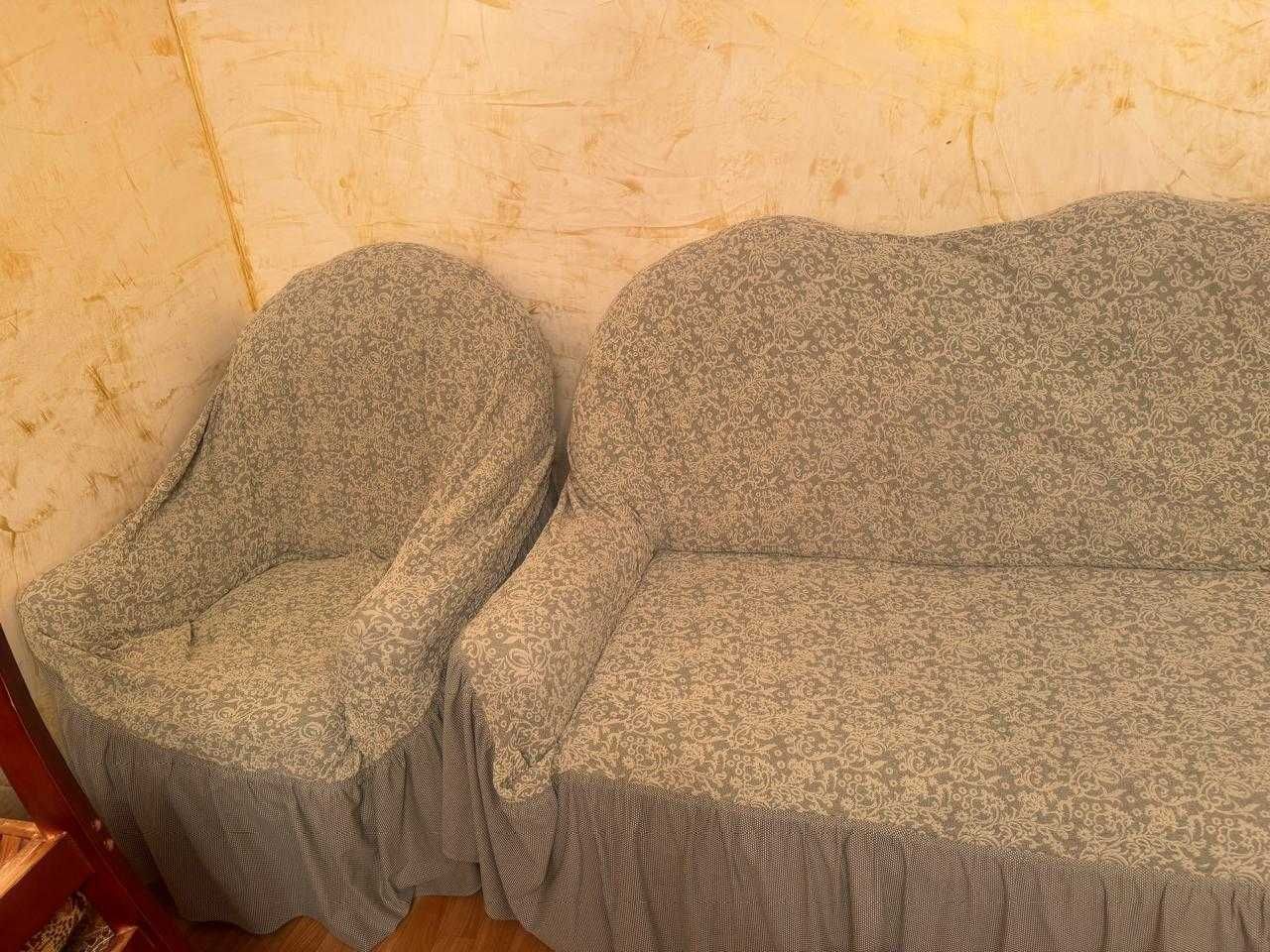 Продам диван с креслами