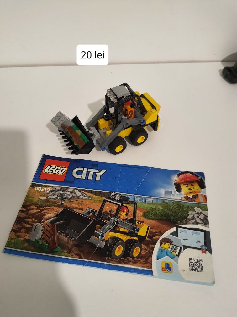 Lego fara cutii..