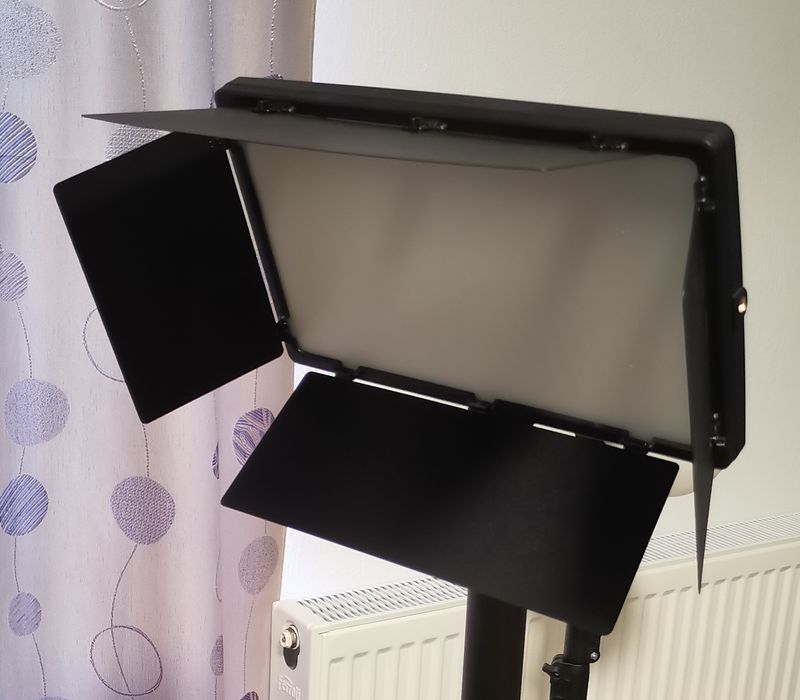 Lampă video, 50w. 880 leduri+