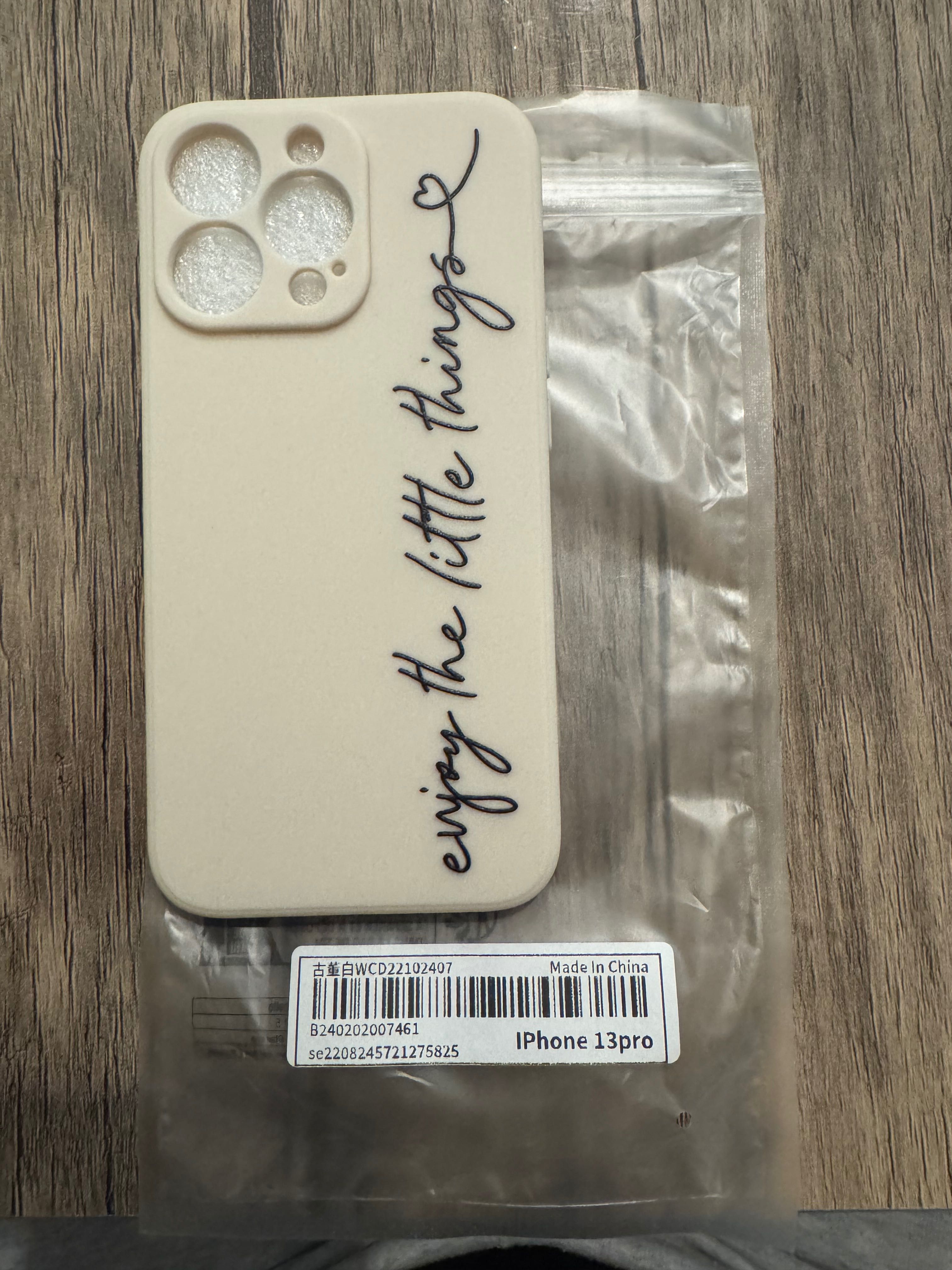 Продавам  калъфи за iPhone 13pro