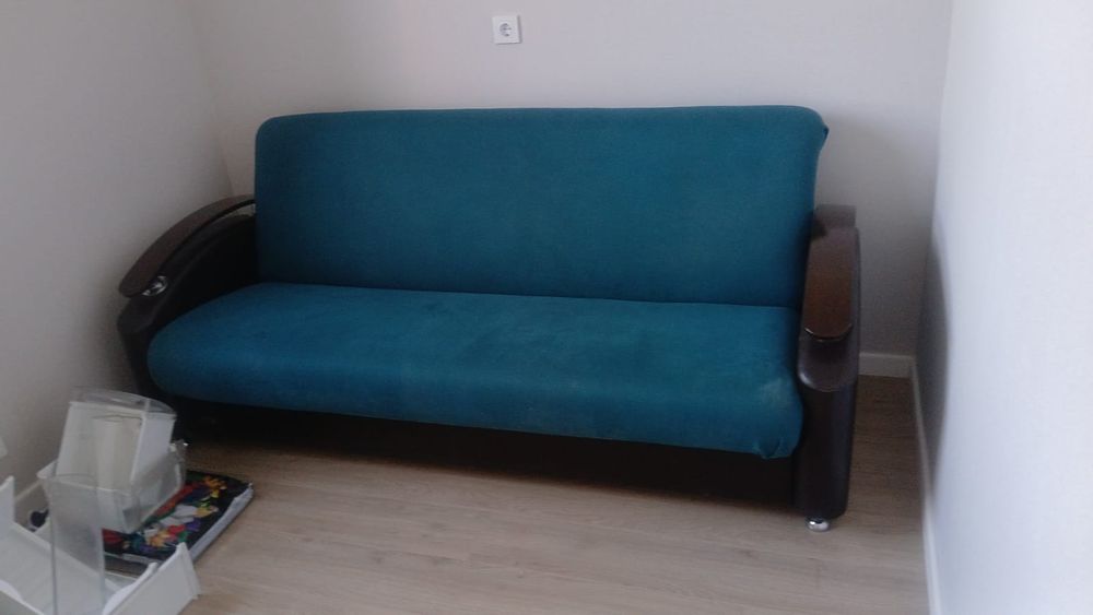 Диван в хорошем состоянии