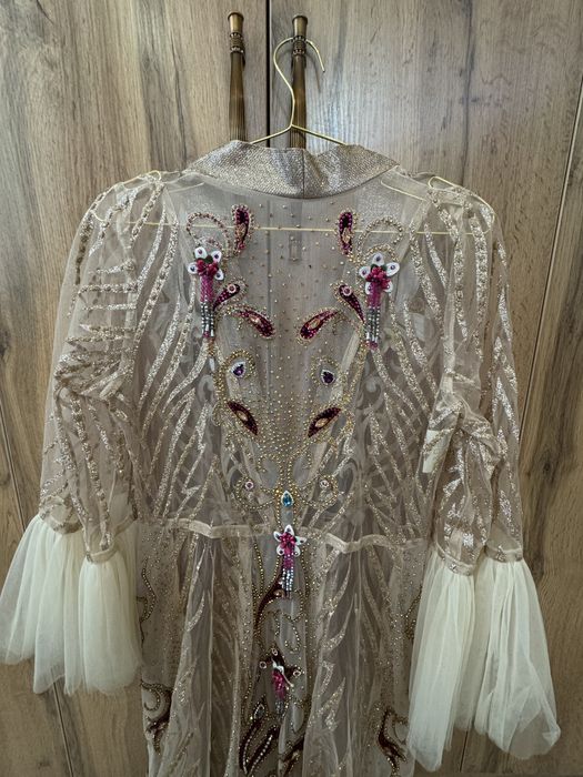 Ансамбл янги сотилади