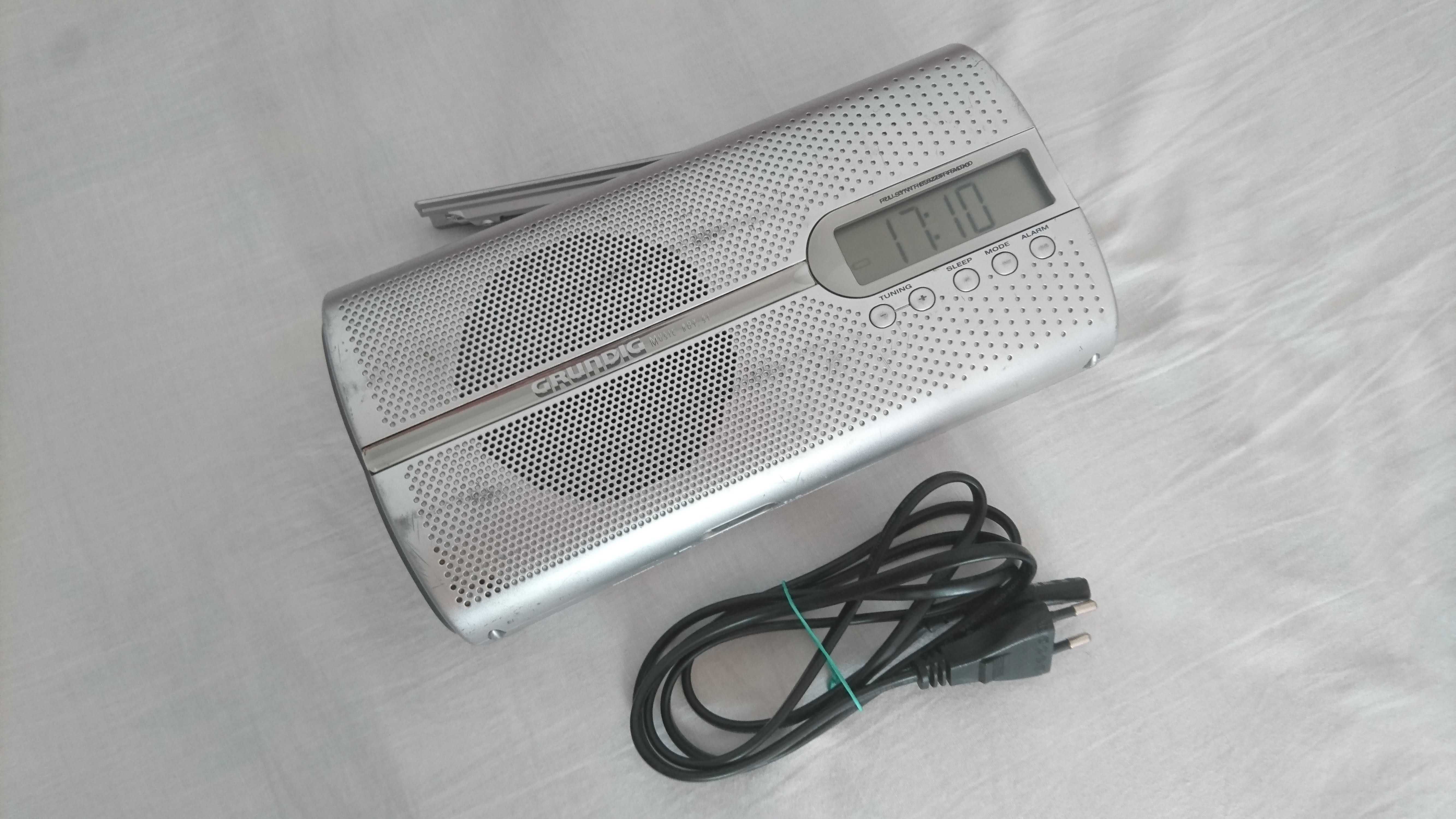 grundig music boy 51 fm clock radio alarm clock 10 preset channels