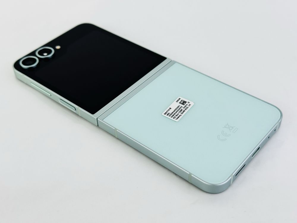 Samsung Galaxy Z Flip 6 5G 256GB 12RAM Mint Перфектен! Гаранция!