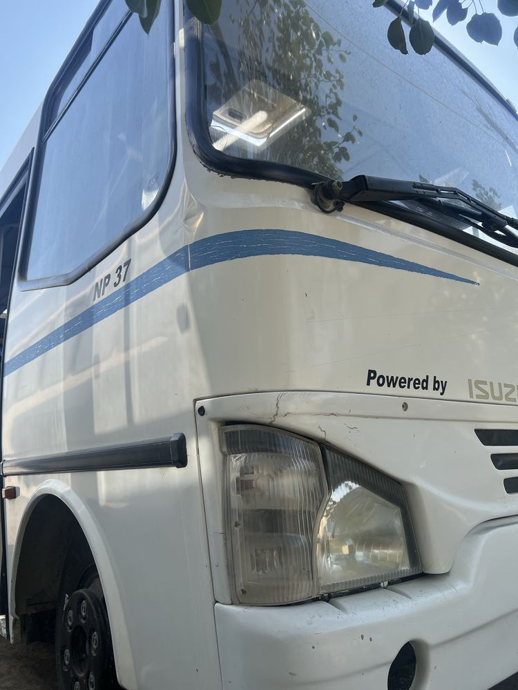 Avtobus 2015 NP 37