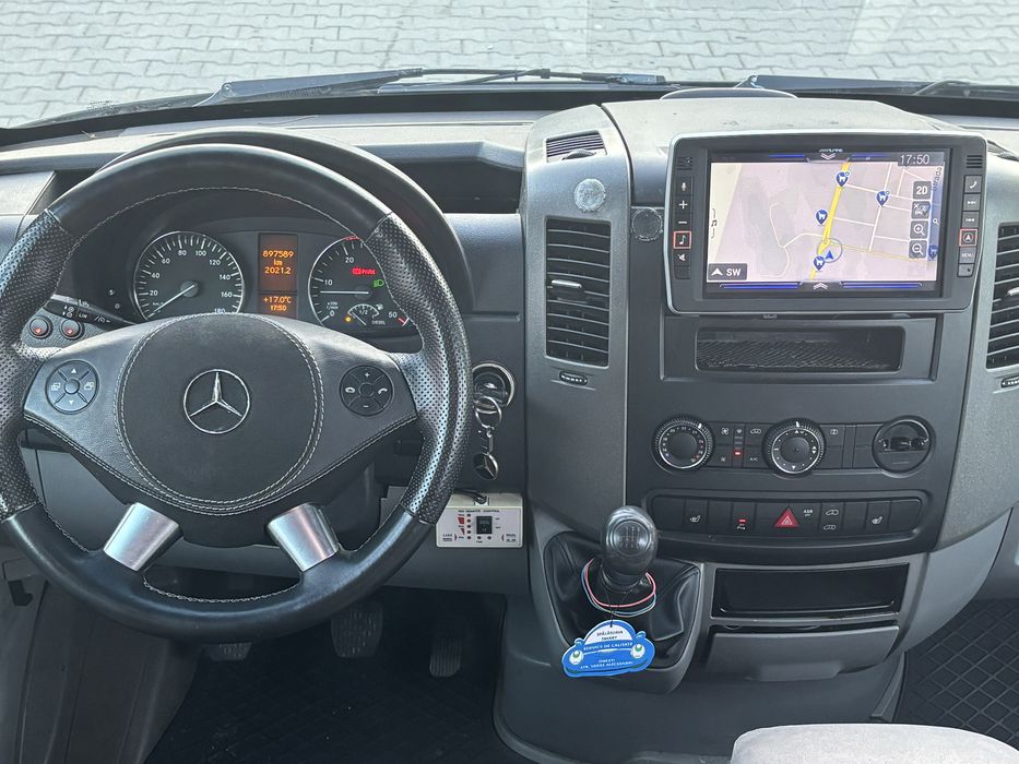 Mercedes Sprinter  319.  V6