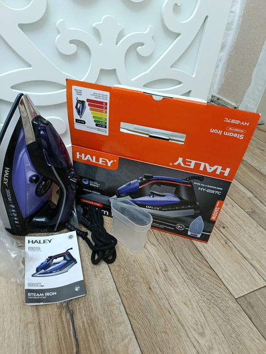 Утюг новый HALEY