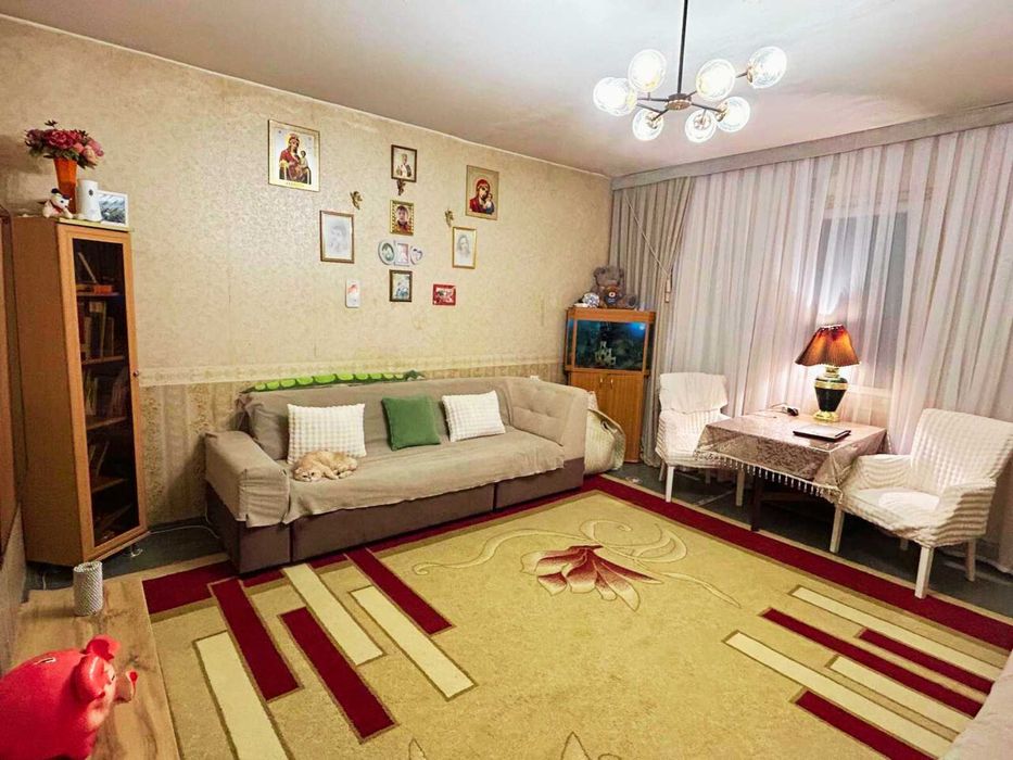 Срочно! Кадышева 2-ком. квартира с мебелью и техникой 5 минут до метро