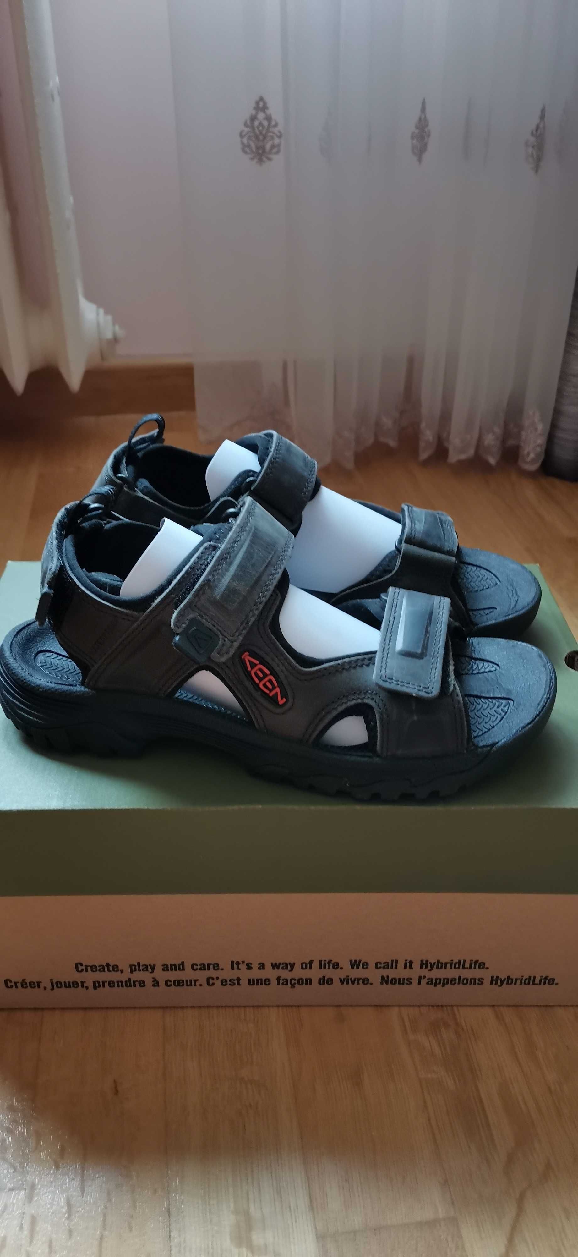 Sandale trekking, marime 40