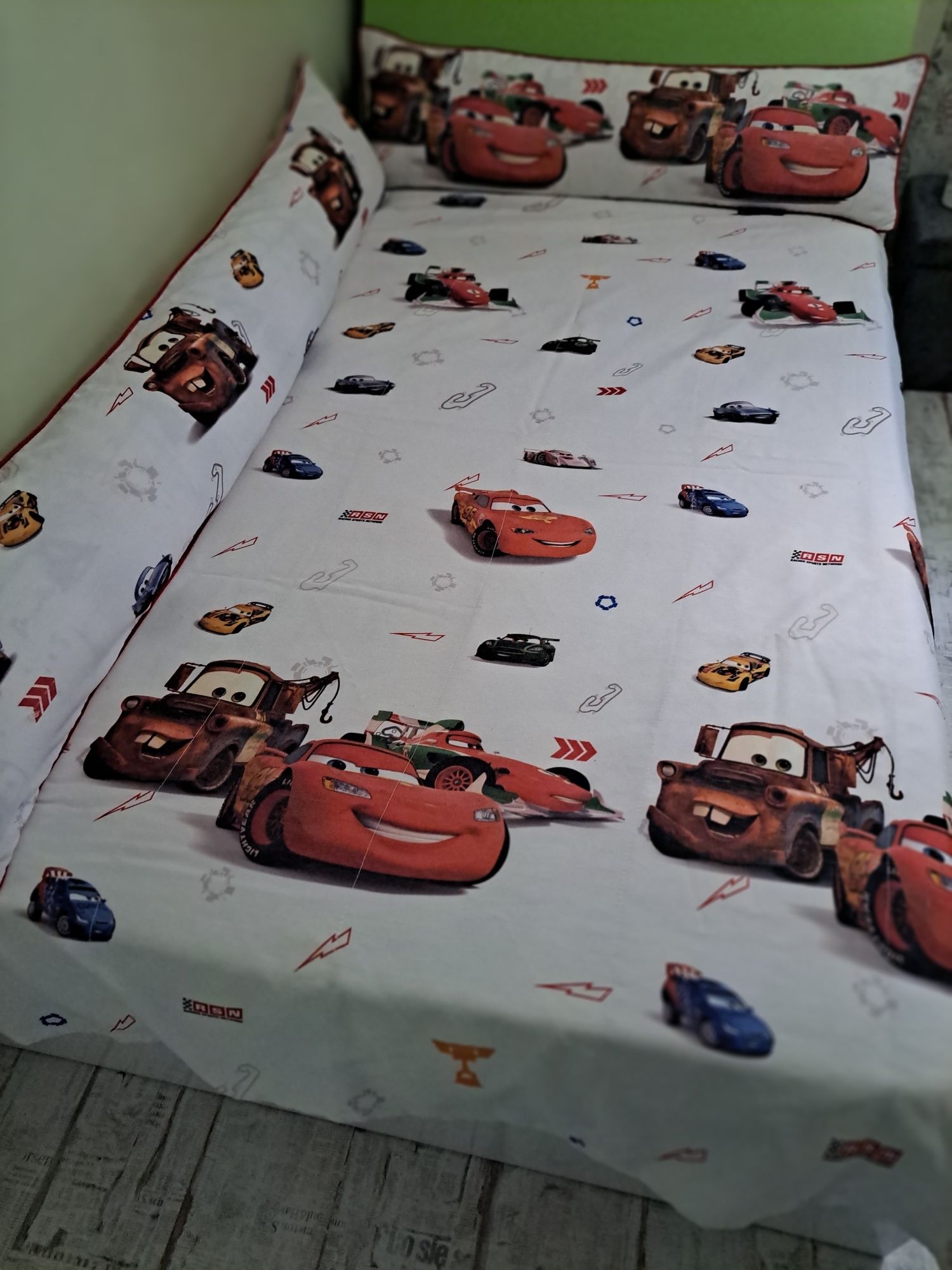 Шалте и калъфки Маккуин