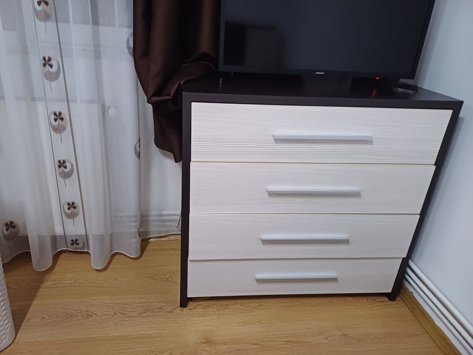 vand set pat dublu  + 2 noptiere + comoda