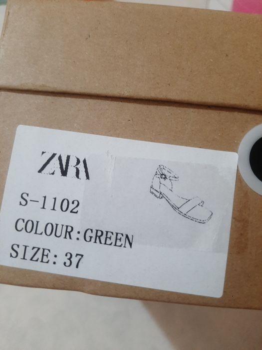 Zara oyoq kiyimi