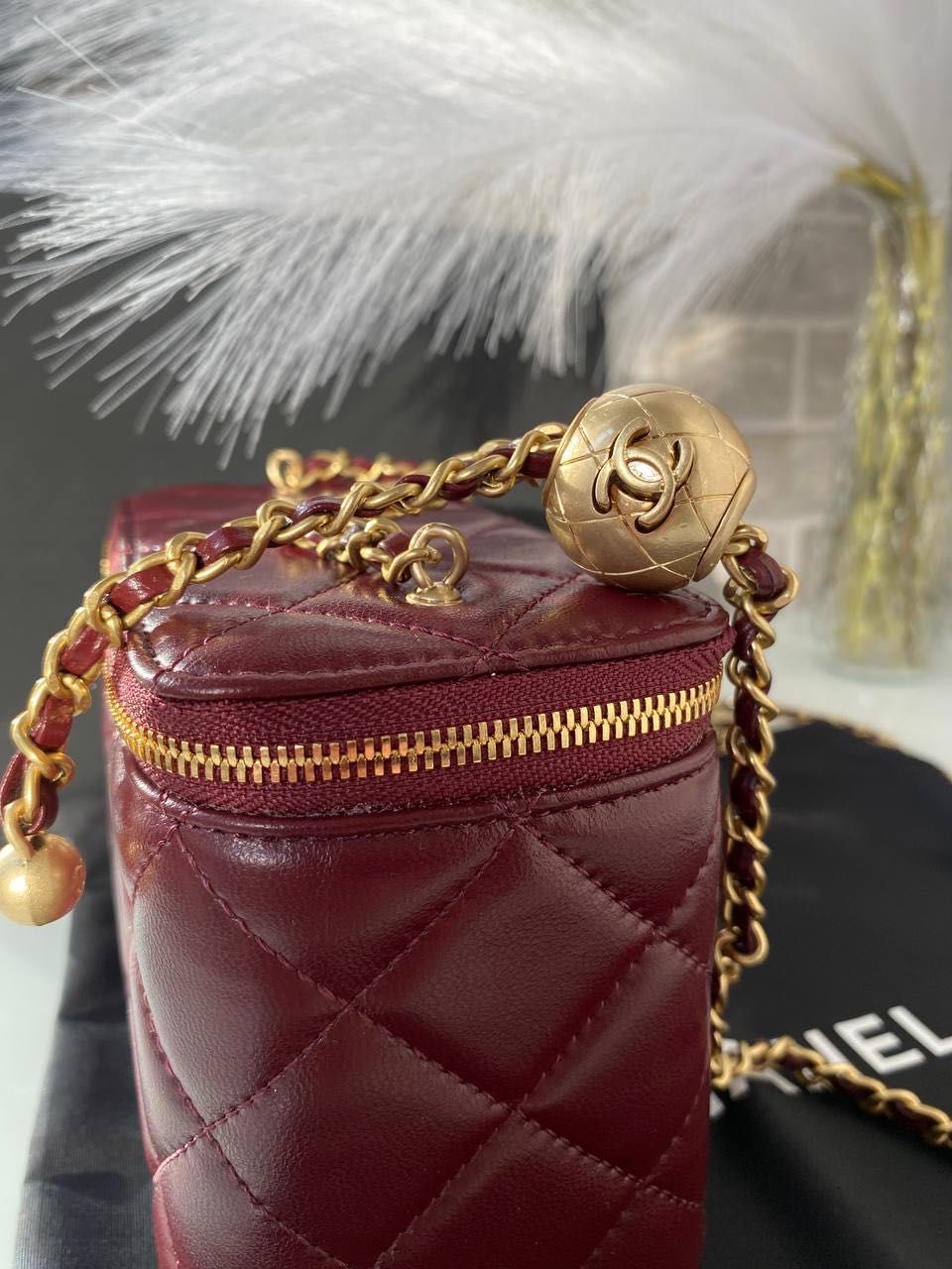 Продавам нова чанта Chanel