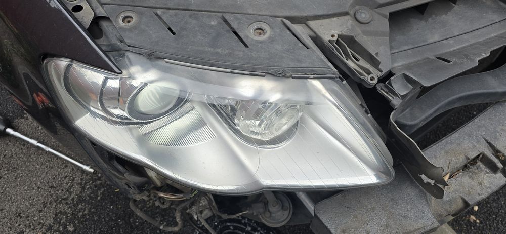 Far bi xeno vw passat b6 bixenon