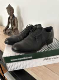 Vând pantofi Marelbo