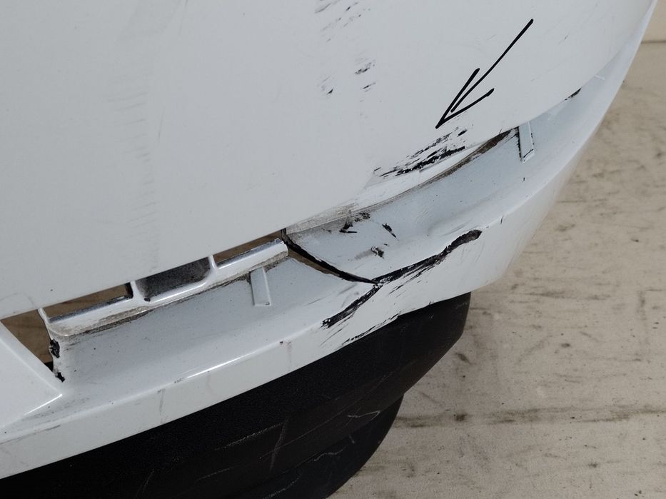 Bara spate Audi A4  B9, berlina, 2016, 2017, 2018, 2019, 2020,  cod origine OE 8W5807511F