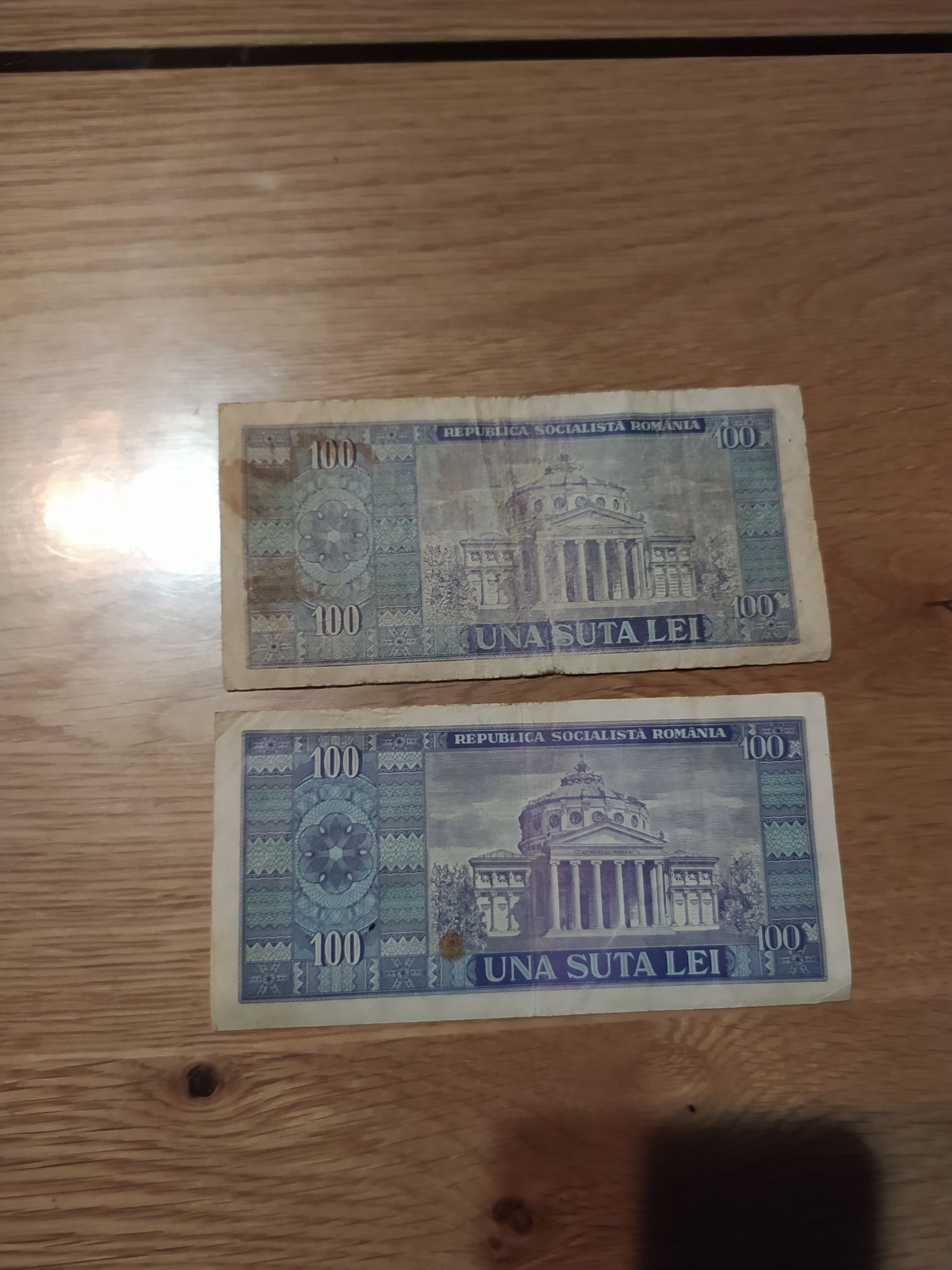 2 bucăți bancnote una suta lei