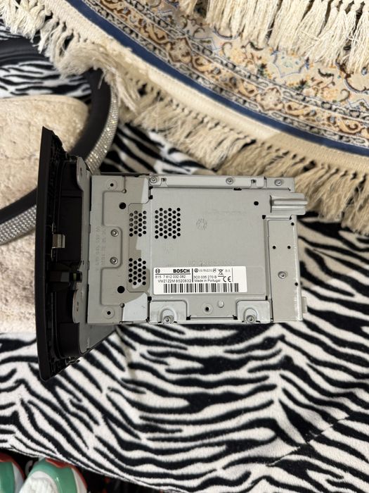 Навигация за Голф 6