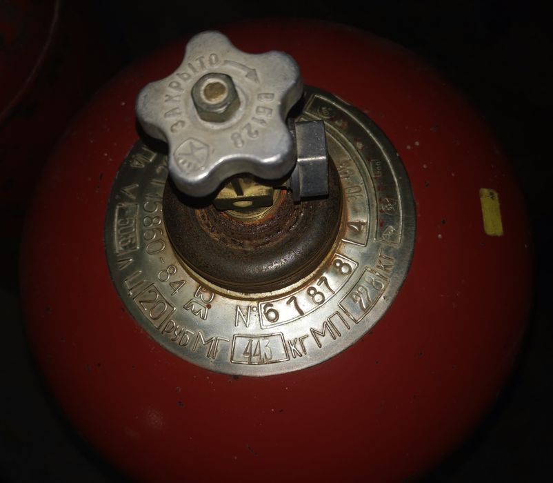 Газови бутилки: туристическа, битова, промишлена и лампа