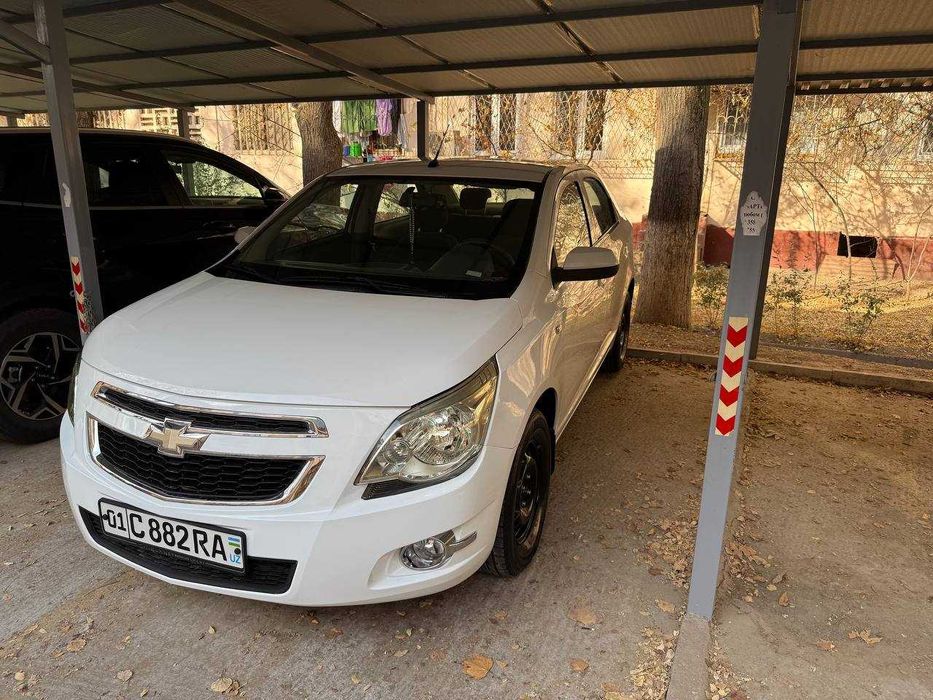 Автомобиль Cobalt 2013год