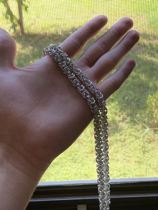 Kumush tross sotiladi