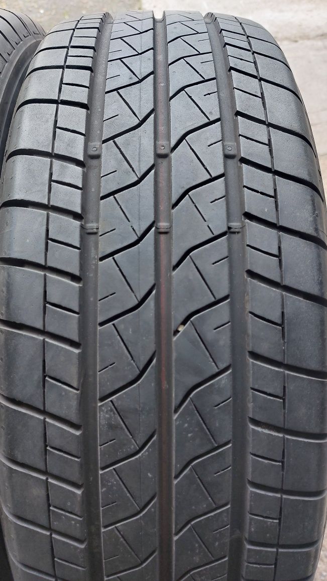 Летни гуми за Бус 215/65/16 C Dunlop Duravis 4 броя