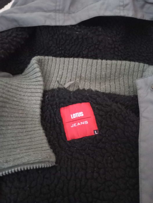 Дамско актуално яке.