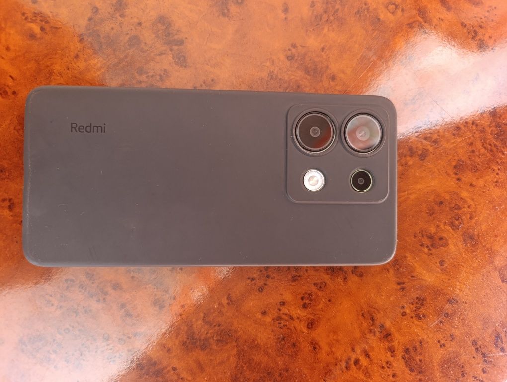 продам xiaomi redmi 13