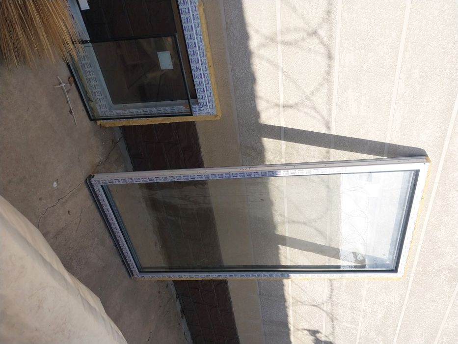 Окна дверь окна большие продам