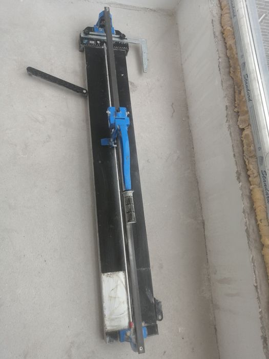 Продаю кафелярезку или плиткарезку в хорошем состоянии