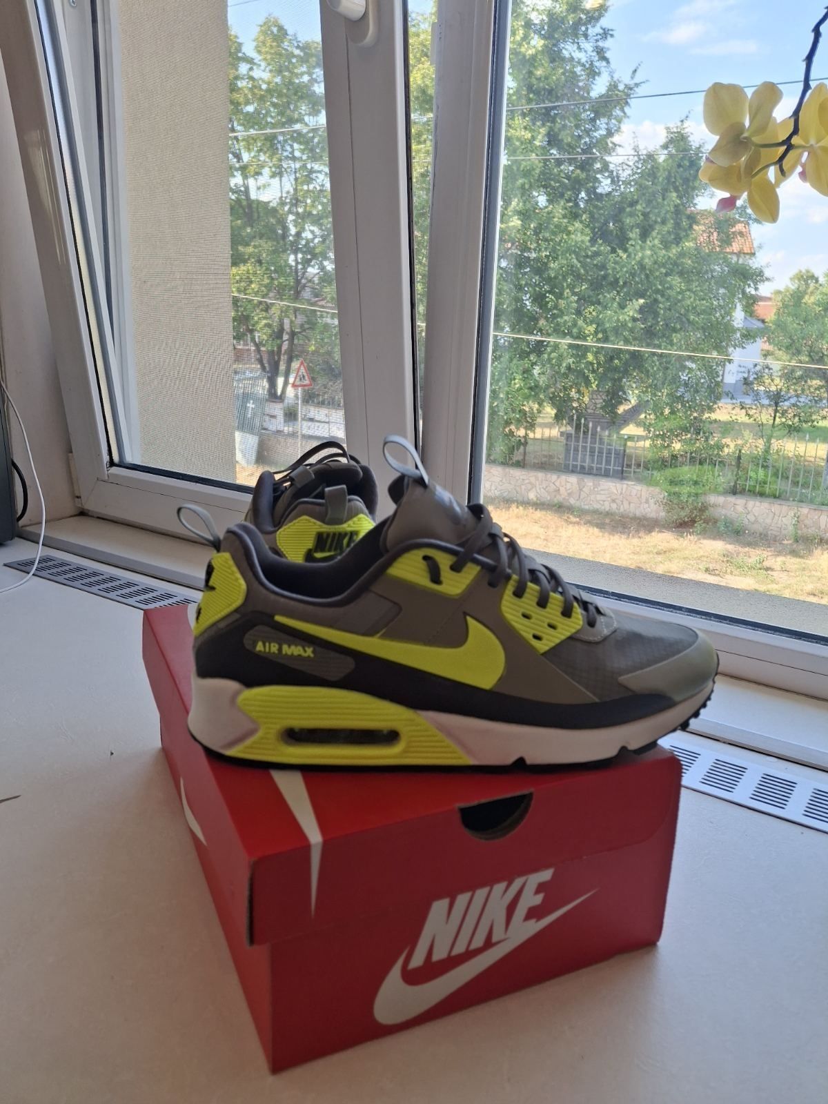 Маратонки Nike 44 номер