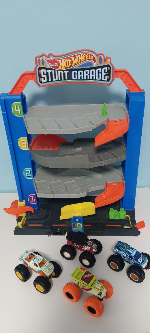 Hot wheels писта